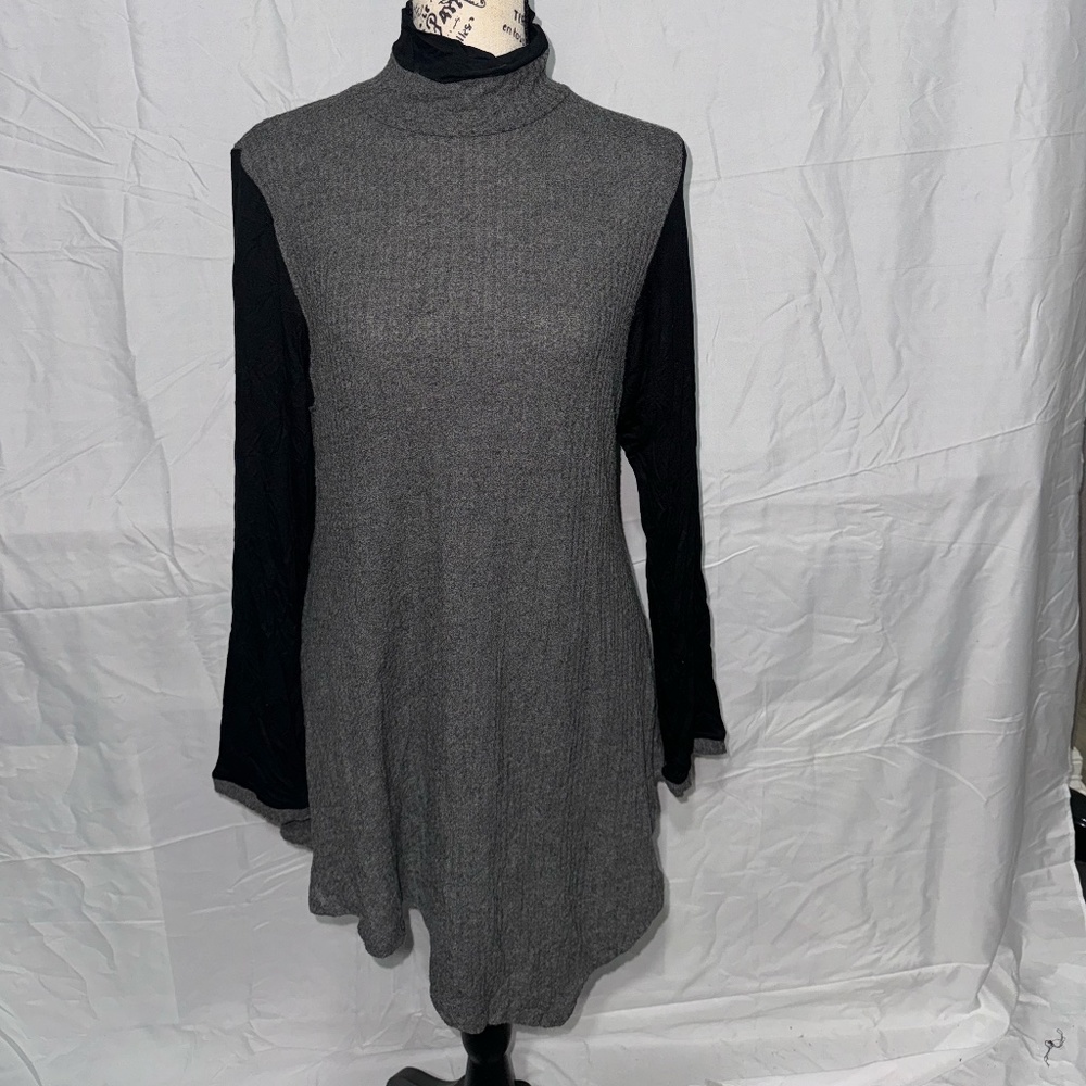 Long Sleeve Turtle Neck Blouse